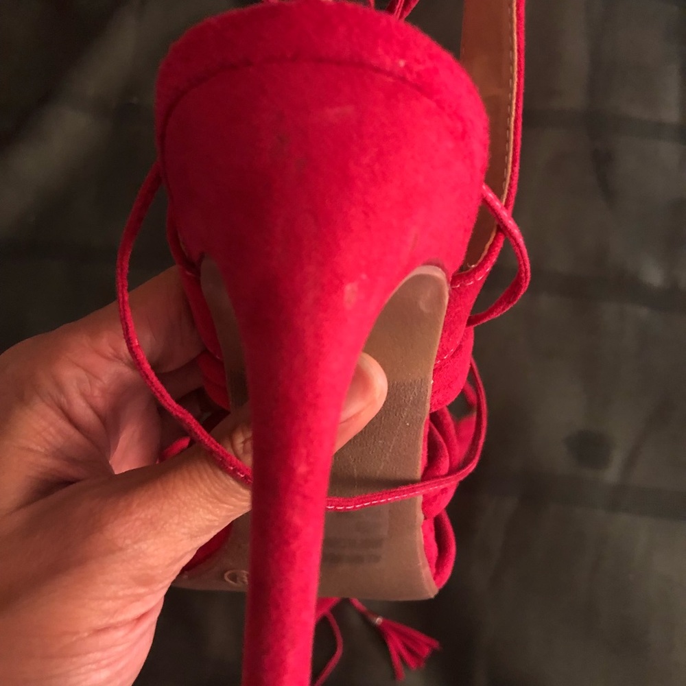 Fuschia open toe heels - Picture 2 of 4